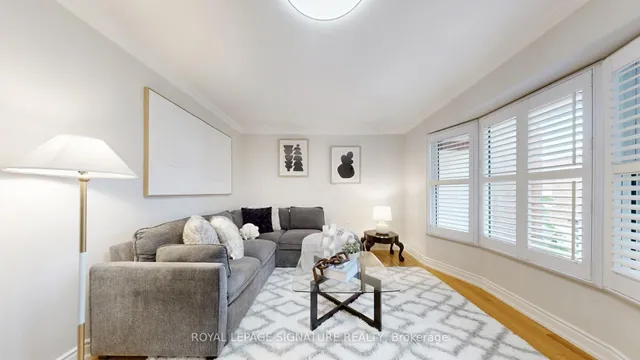 Additional image 2 of 26 Holmbush Cres