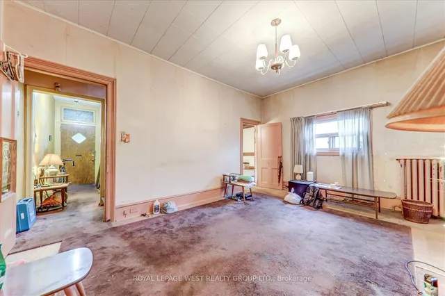 Additional image 6 of 24 Augusta Ave