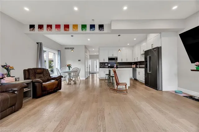 Additional image 31 of 119 Waterloo St