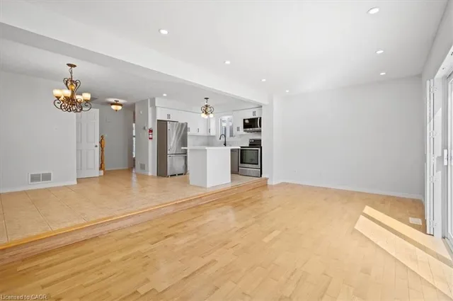 Additional image 17 of 51 Peach Blossom Cres