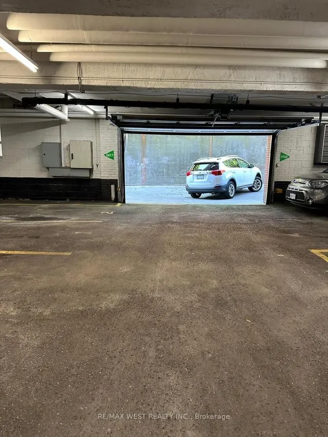 Additional image 10 of 2550 Bathurst St Unit 205