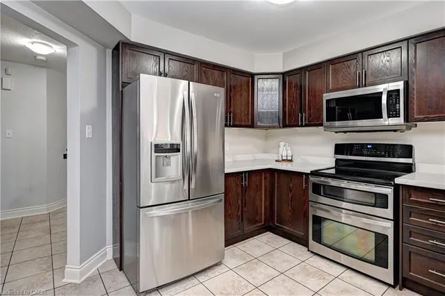 Additional image 10 of 72 Helena Feasby St