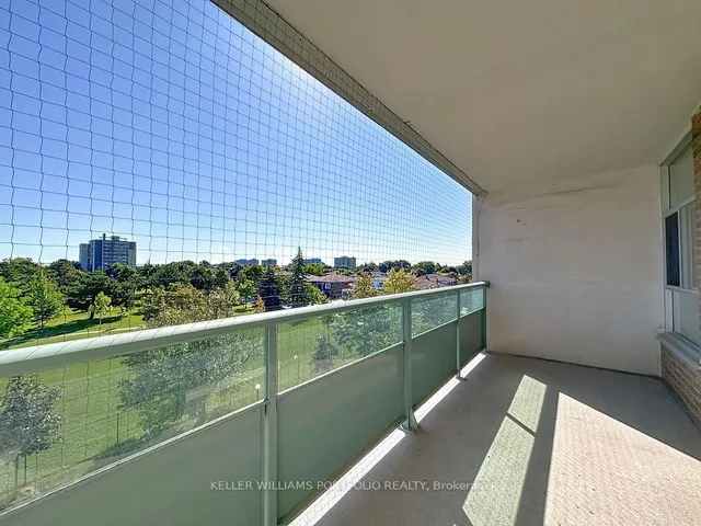 Additional image 19 of 44 Longbourne Dr Unit 404
