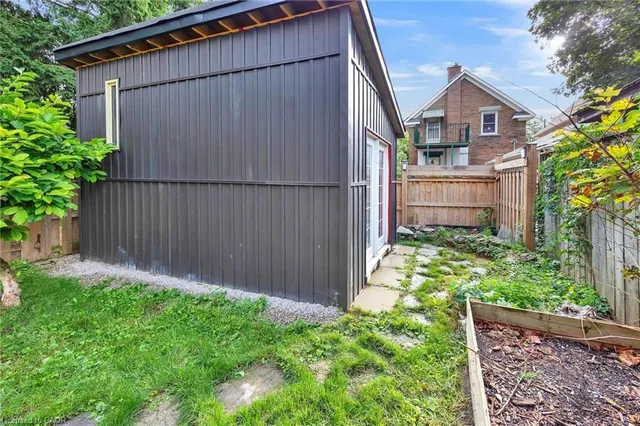 Additional image 43 of 119 Waterloo St