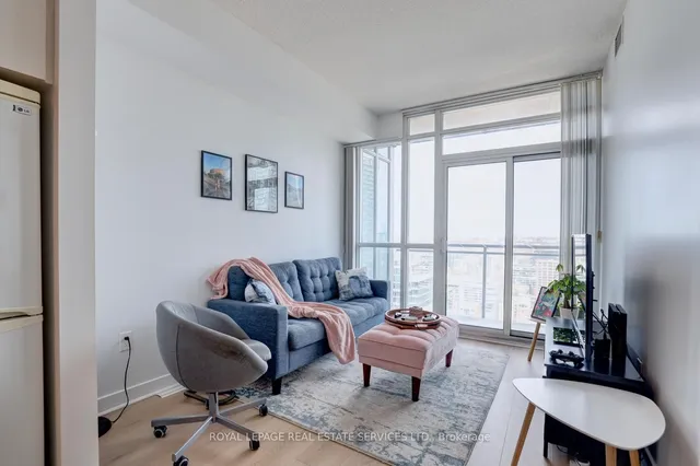 Additional image 10 of 15 Iceboat Terr Unit 3515