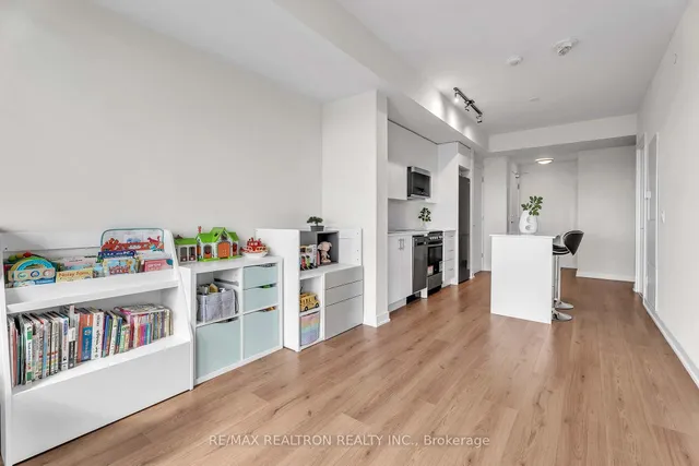 Additional image 10 of 15 Ellerslie Ave Unit 507