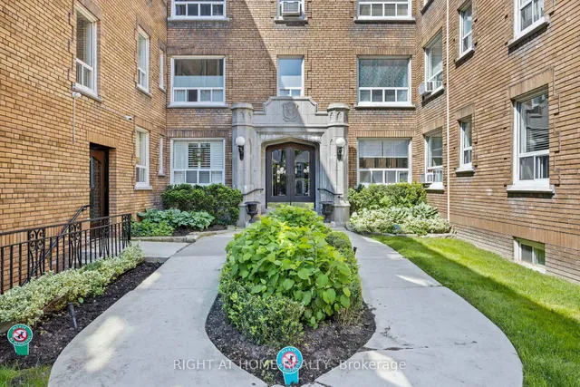 Additional image 22 of 100 Oriole Pkwy Unit 108