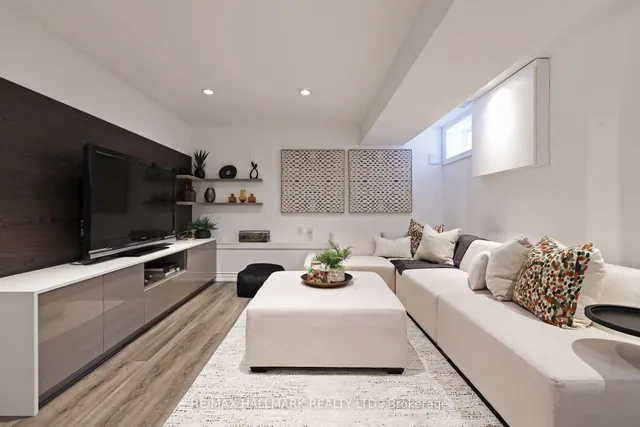 Additional image 30 of 242 Springdale Blvd