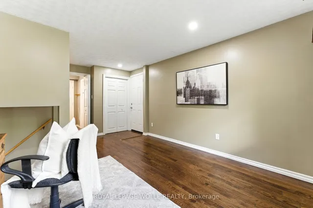 Additional image 24 of 33 Shadywood Cres