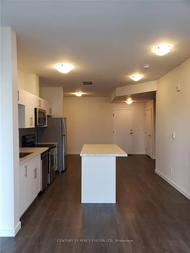 Additional image 5 of 690 King St Unit 617