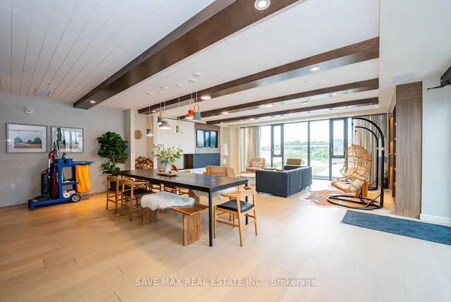 Additional image 24 of 741 King St Unit 411