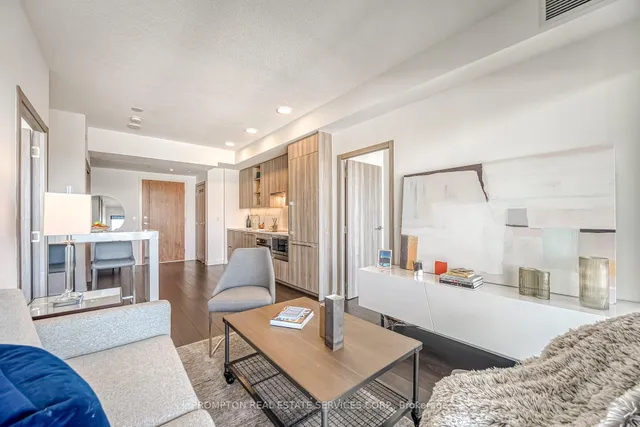 Additional image 12 of 27 Mcmahon Dr Unit #2805