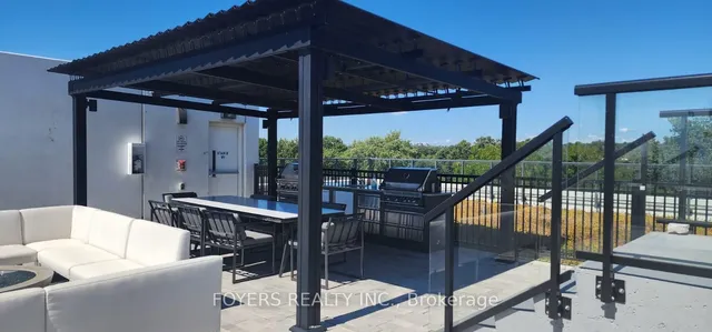 Additional image 22 of 1630 Queen St Unit 314