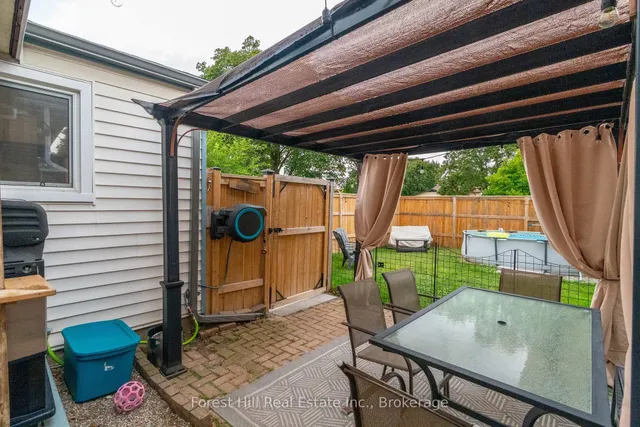 Additional image 39 of 130 Pepperwood Cres