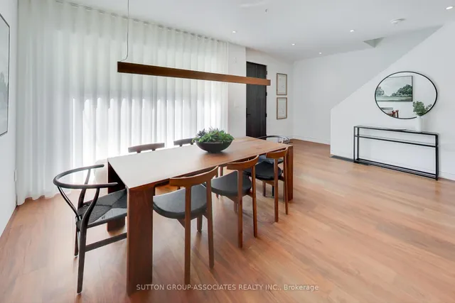 Additional image 3 of 83 Pinewood Ave