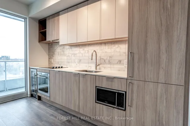Additional image 8 of 2020 Bathurst St Unit 1615