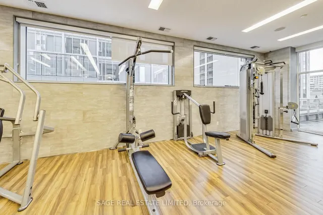 Additional image 23 of 155 Yorkville Ave Unit 320