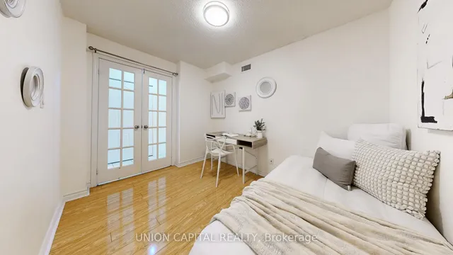 Additional image 10 of 3 Rean Dr Unit 1909