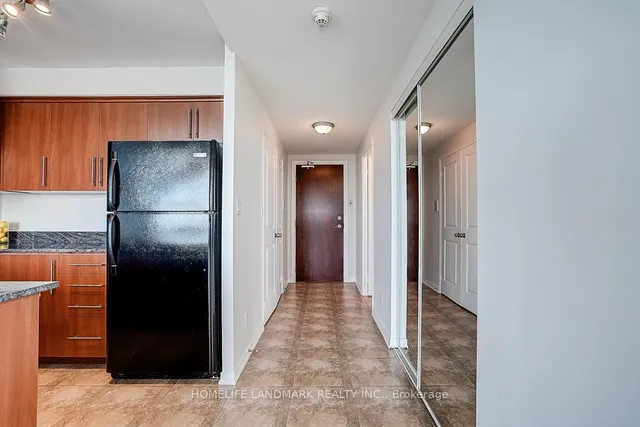 Additional image 15 of 8 Rosebank Dr Unit 15C