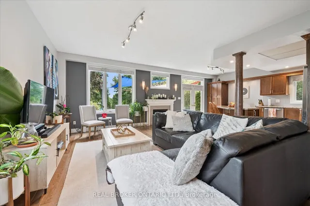 Additional image 11 of 18 Pearwood Crt