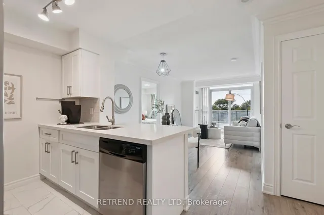 Additional image 4 of 15 Greenview Ave Unit 411