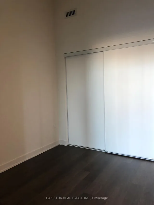 Additional image 15 of 27 Bathurst St Unit 212W