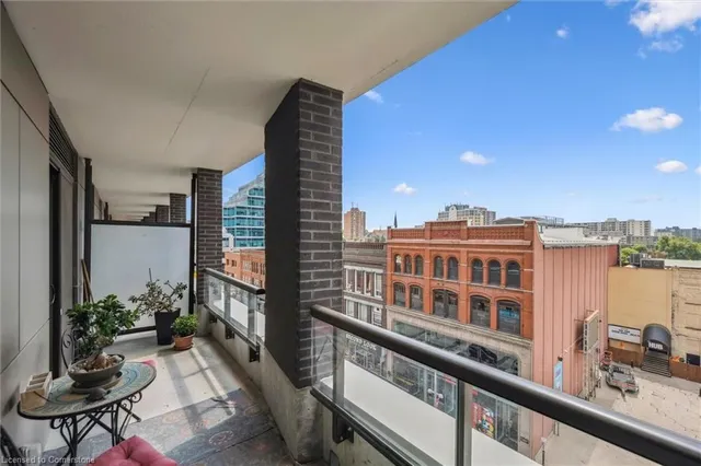 Additional image 27 of 55 Duke St Unit 323