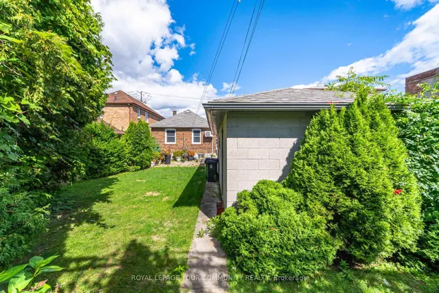 Additional image 46 of 185 Dunraven Dr