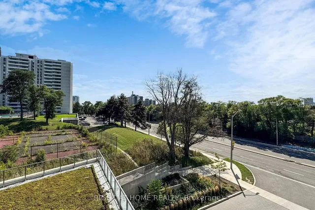 Additional image 38 of 36 Forest Manor Rd Unit 103