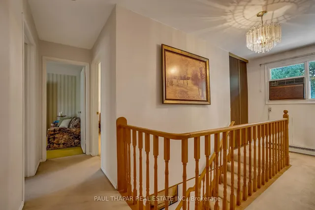 Additional image 16 of 17 Dolan Gate