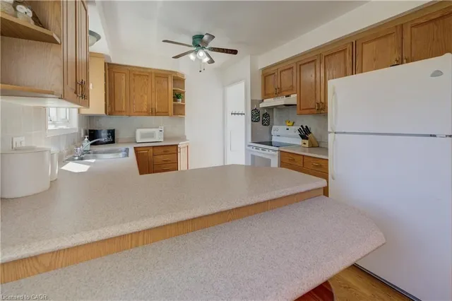 Additional image 14 of 73 Overlea Dr