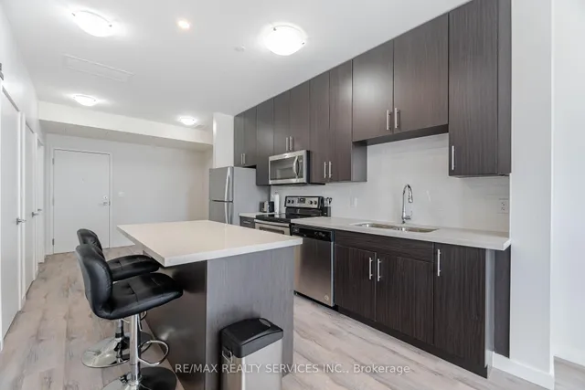 Additional image 12 of 690 King St Unit 311