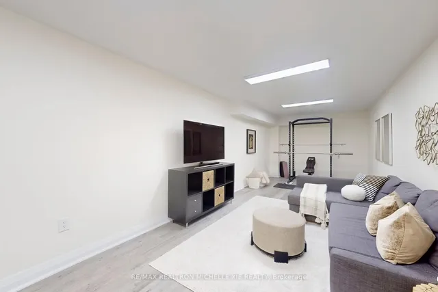 Additional image 38 of 12 Addison Cres