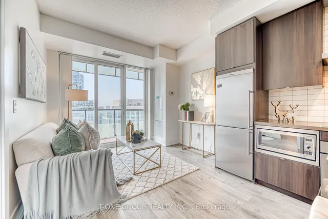 Additional image 12 of 300 Front St Unit 2001