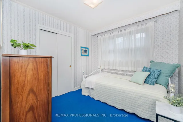Additional image 23 of 23 Cotman Cres