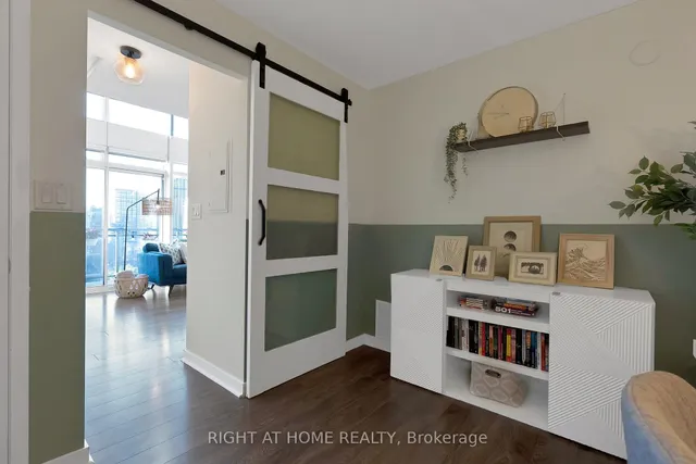 Additional image 12 of 15 Fort York Blvd Unit 3205