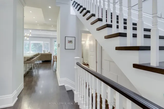 Additional image 11 of 409 Deloraine Ave