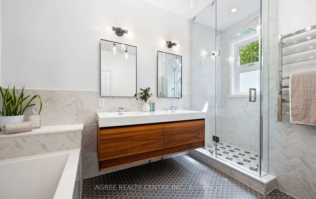 Additional image 24 of 179 Glengarry Ave