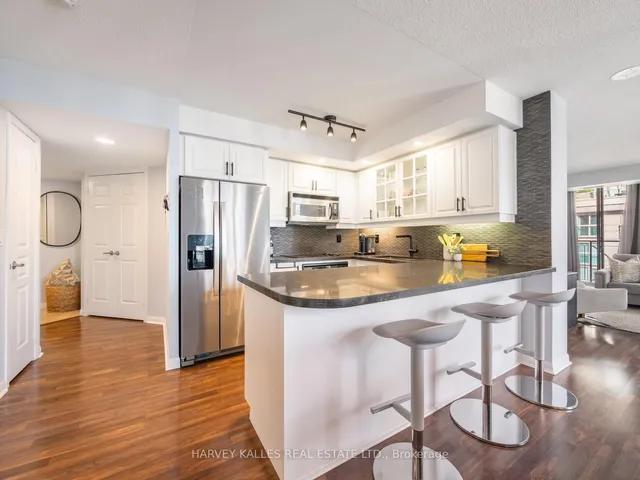 Additional image 2 of 140 Simcoe St Unit 1309