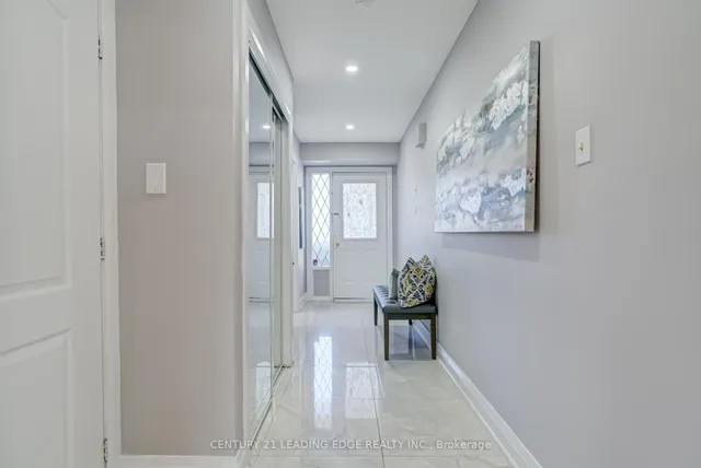 Additional image 9 of 6 Wheaton Grve