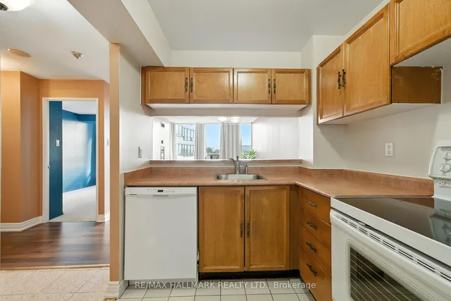 Additional image 9 of 3050 Ellesmere Rd Unit #802