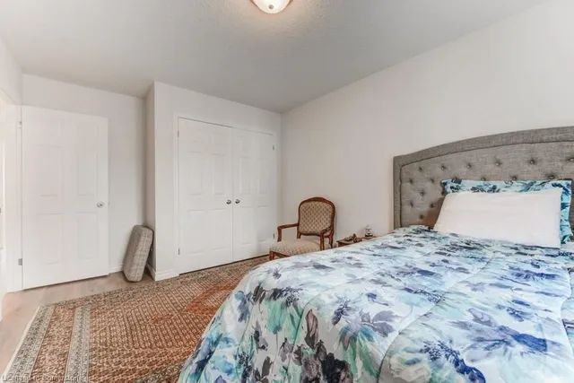 Additional image 31 of 220 Lemon Grass Cres