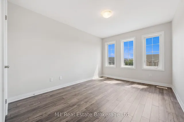 Additional image 29 of 13 Meadowridge St