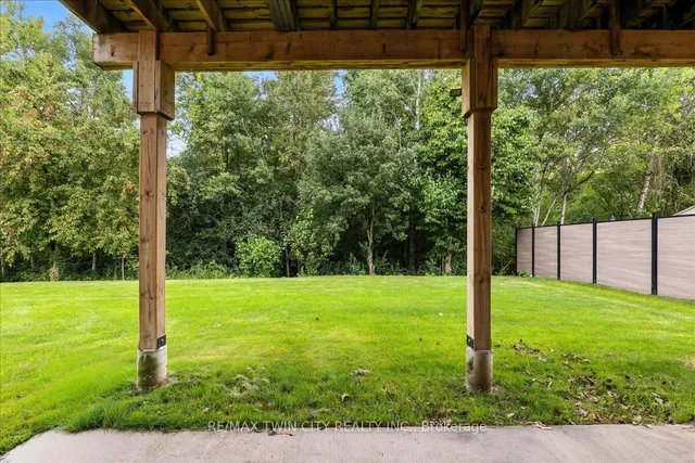 Additional image 36 of 122 Briarmeadow Pl