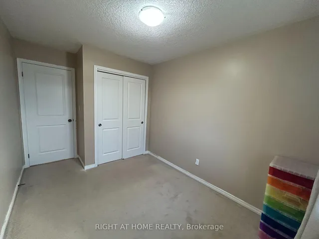 Additional image 23 of 972 Zeller Cres