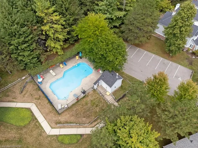 Additional image 36 of 15 Quinte Cres Unit 15