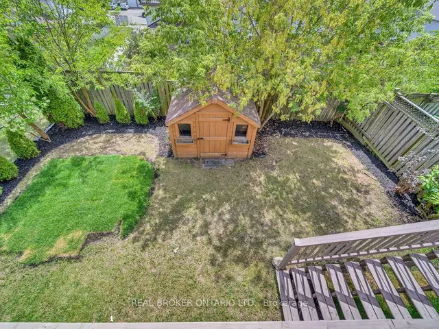 Additional image 43 of 141 Hollyridge Cres