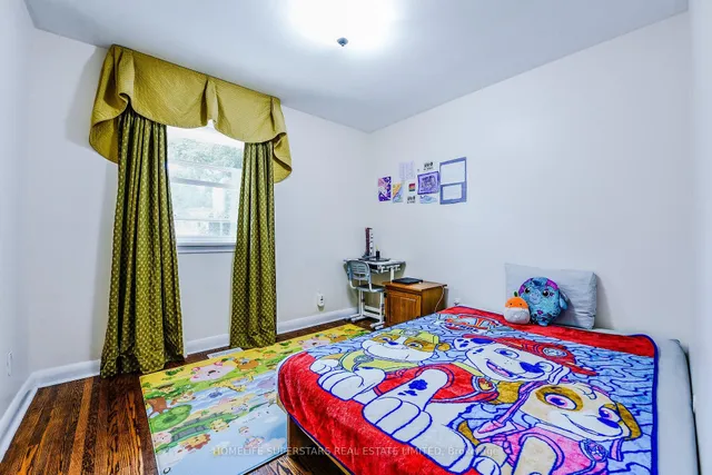 Additional image 15 of 3987 Bloor St