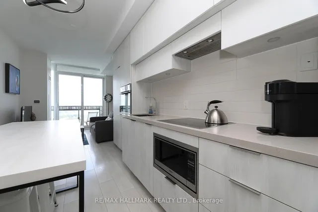 Additional image 8 of 8 Eglinton Ave Unit 5009