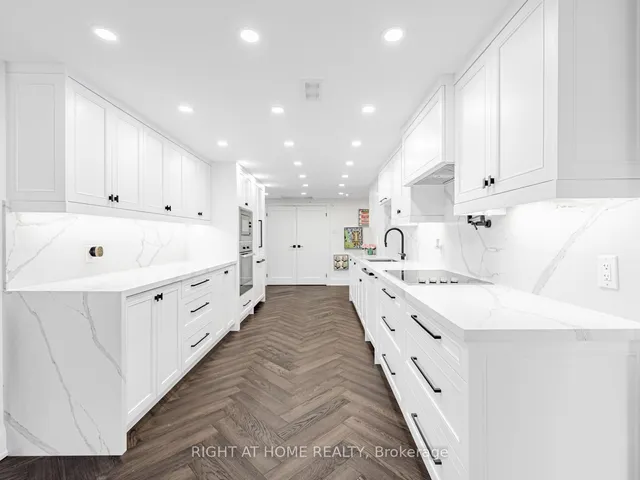 Additional image 7 of 1166 Bay St Unit 401